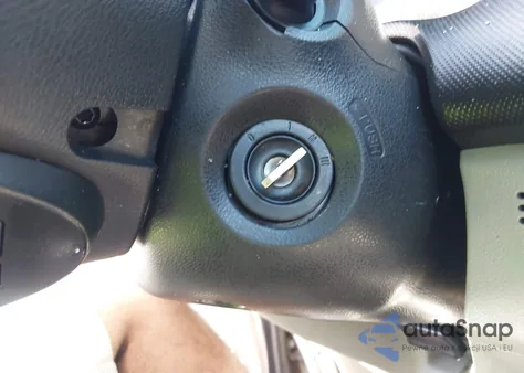 2011 Honda Insight Lx z USA, uszkodzony, nr VIN JHMZE2H5XBS007922